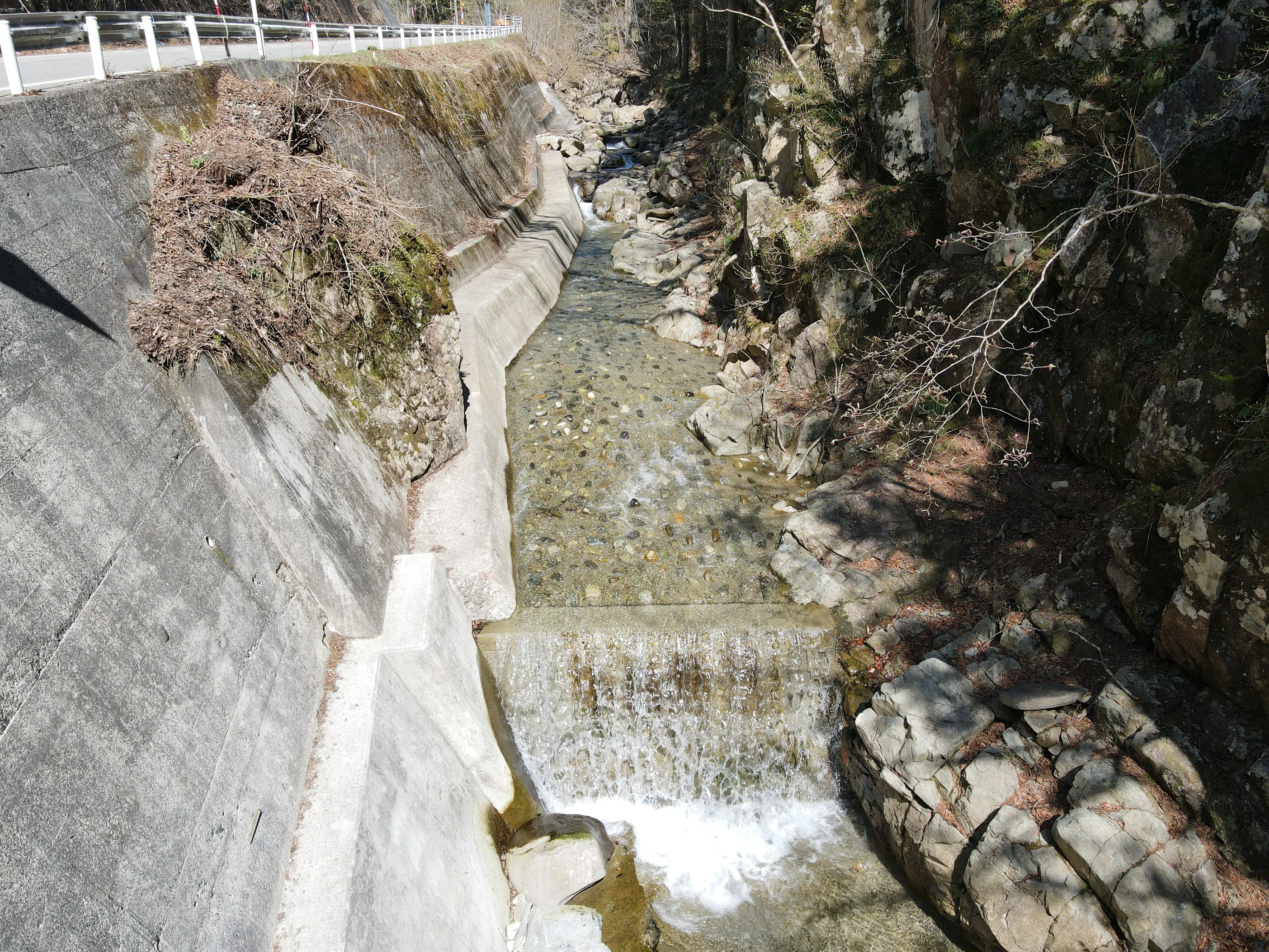 公共道路災害復旧事業 一般県道濁河温泉線工事